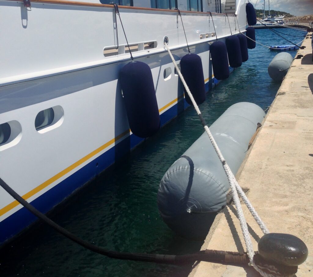 Docking your Mega Yacht at Boathouse Yacht Facility